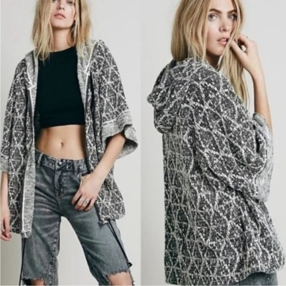 Free People Jackets & Blazers - Free People Santa Fe Jacquard Zippered Kimono Hoodie Size Small